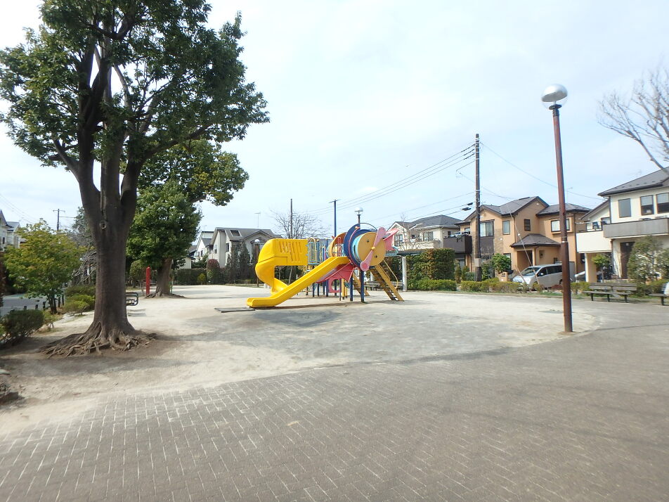 藤崎5丁目公園 200m 徒歩2分
