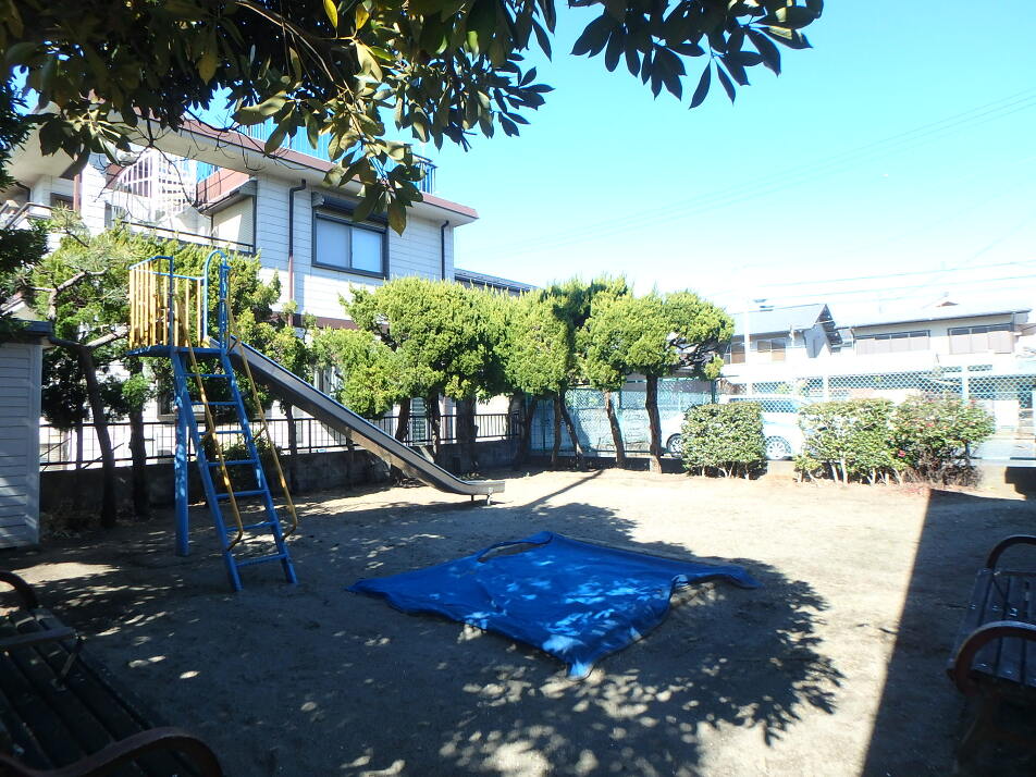 谷津3丁目青年館児童遊園 250m 徒歩3分