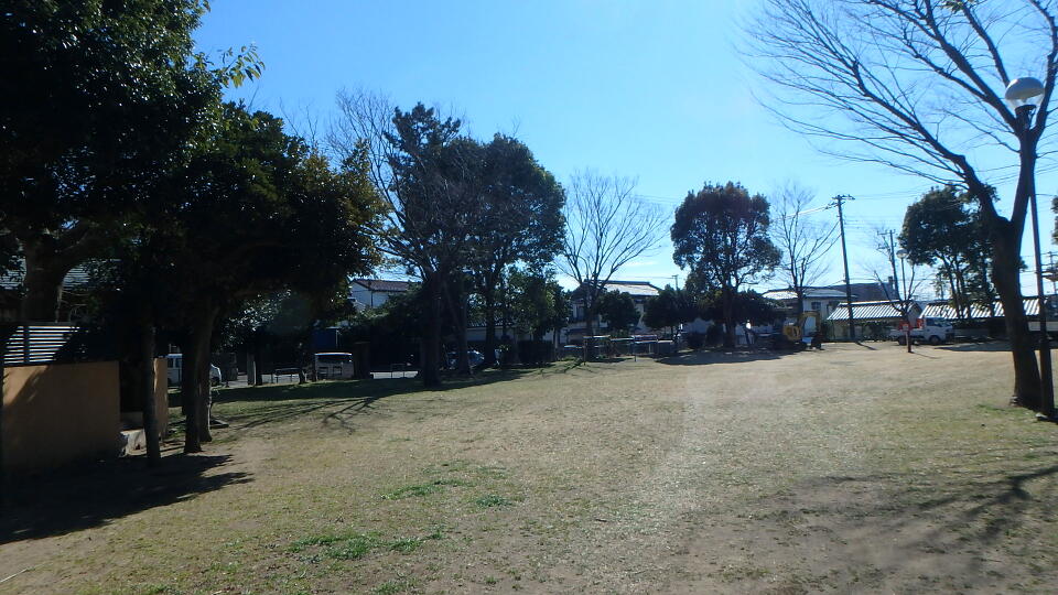 鷺沼三丁目児童公園 120m 徒歩2分