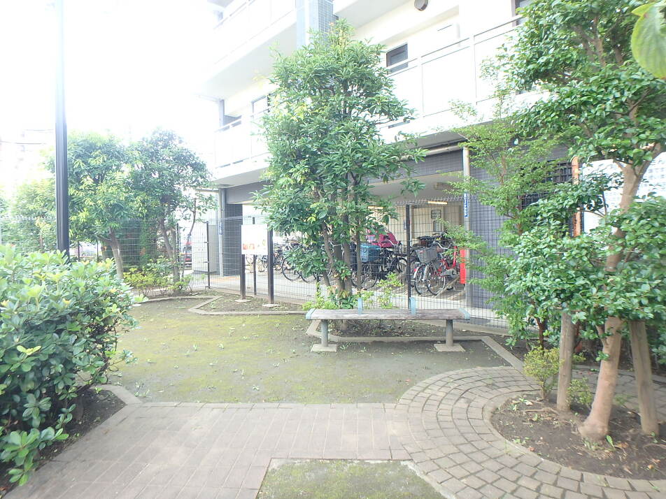 西船1号広場 450m 徒歩6分