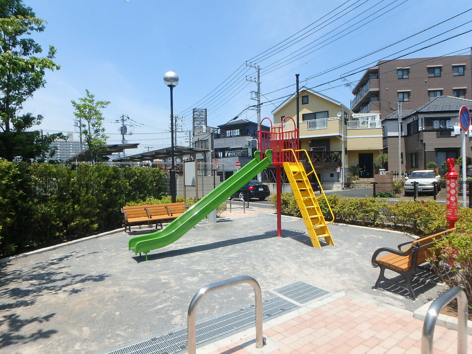 東宮ノ腰広場 80m 徒歩1分