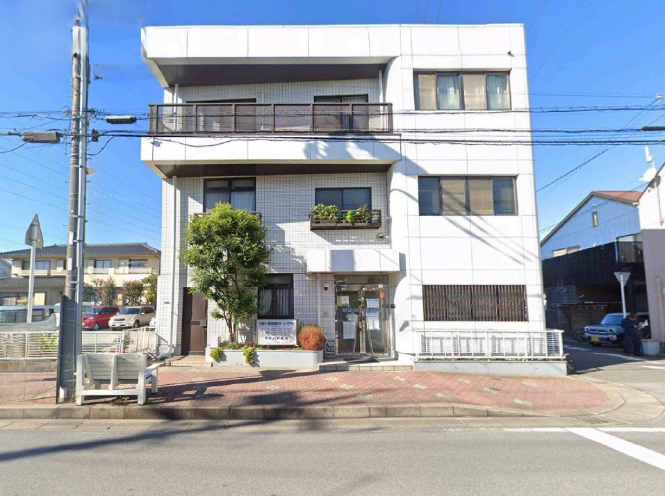 平野内科医院 670m 徒歩9分