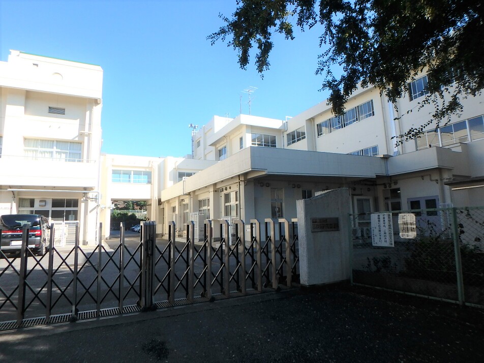 千葉市立朝日ヶ丘小学校 600m 徒歩9分