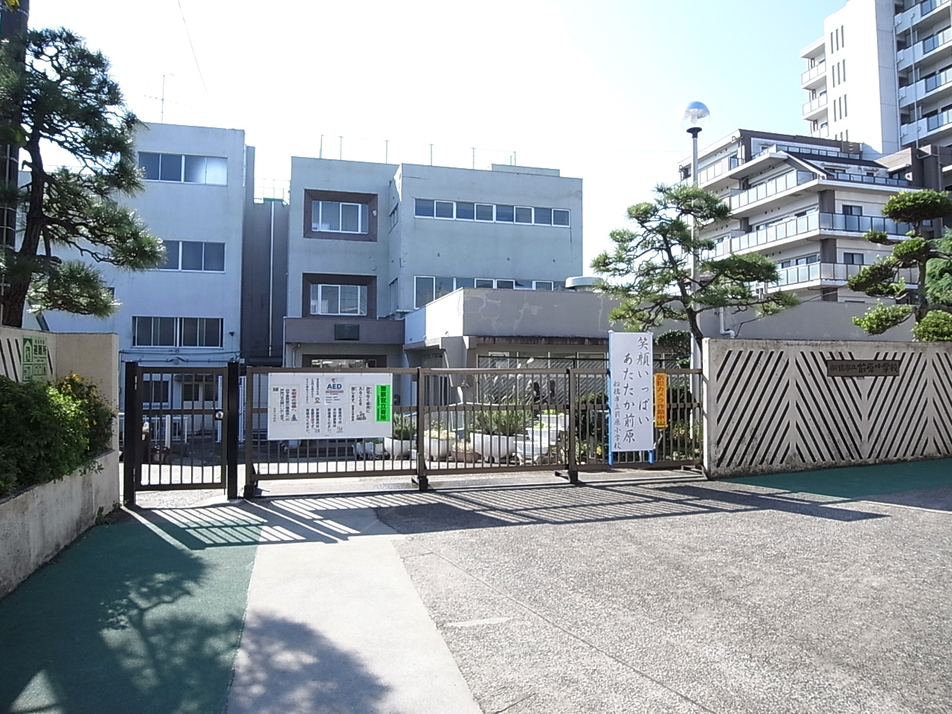 船橋市立前原小学校 1240m 徒歩16分
