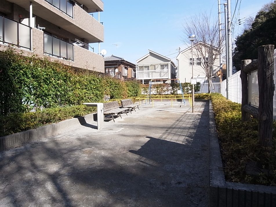 実籾1丁目広場 270m 徒歩4分