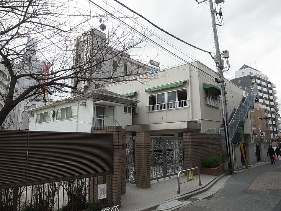 船橋幼稚園 220m 徒歩3分