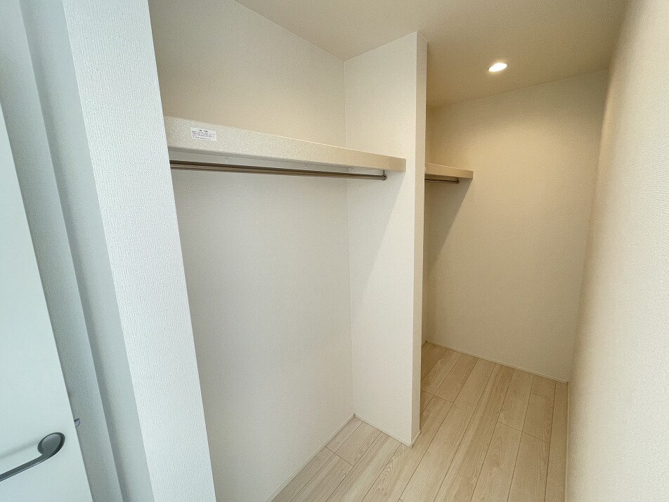 習志野屋敷郵便局 280m 徒歩4分