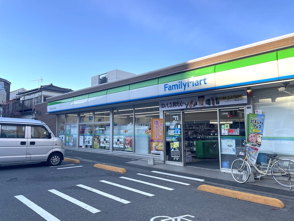 ファミリーマート 稲毛小仲台九丁目店 130m 徒歩2分