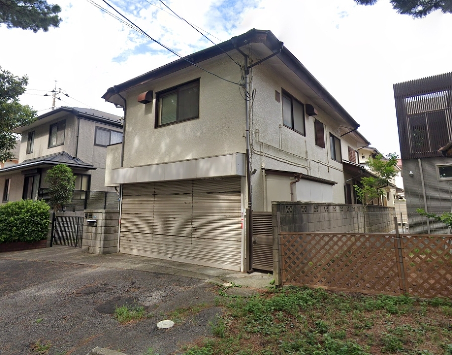 現況上物あり、解体後更地渡し