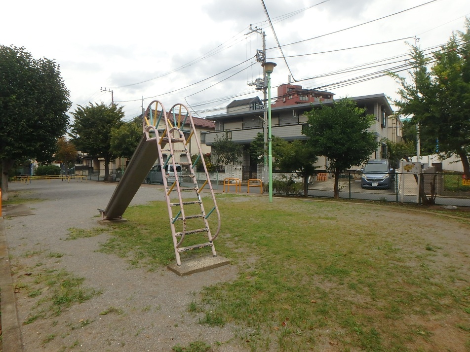 八千代橋公園 160m 徒歩2分