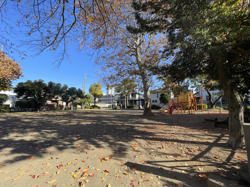 稲毛児童公園 400m 徒歩5分