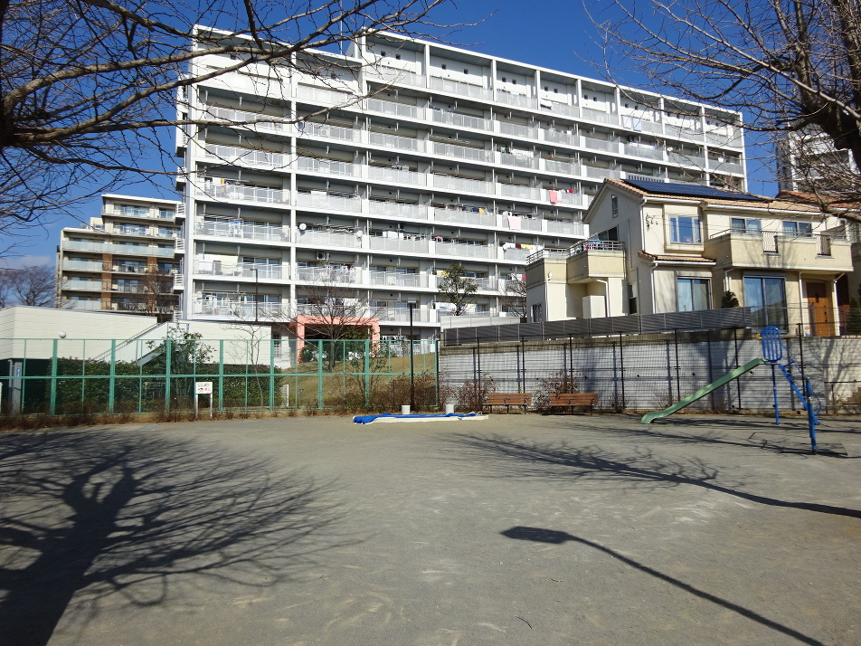 前原西6丁目イチョウ公園 300m 徒歩4分