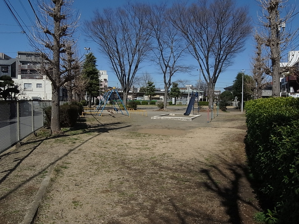 八千代台東第４公園 230m 徒歩3分