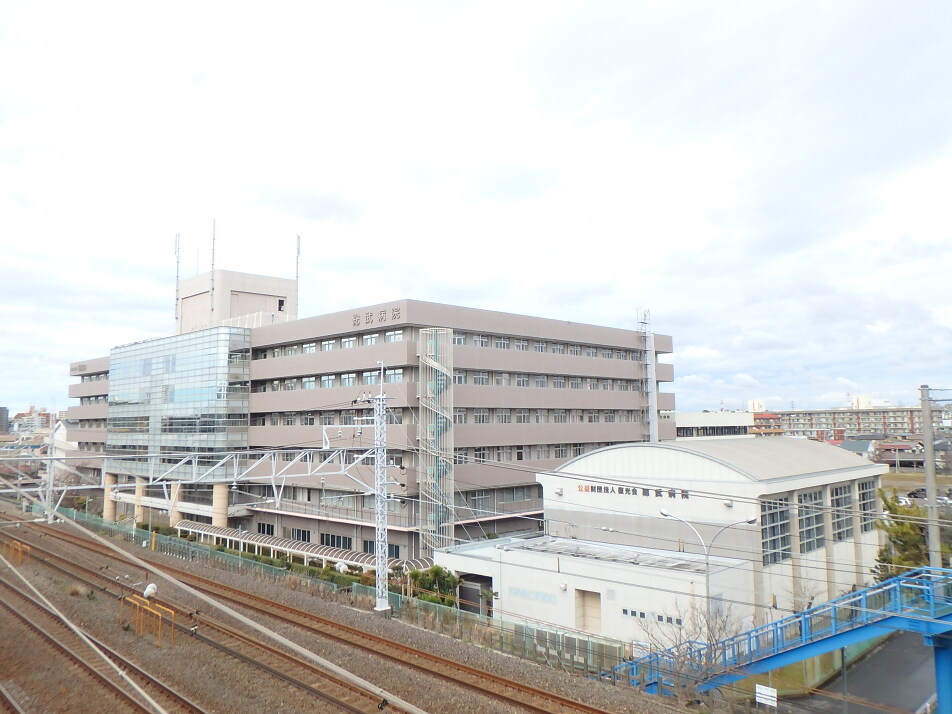 青山病院 1700m 徒歩17分