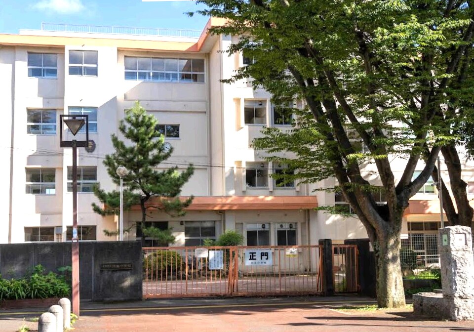 千葉市立弥生小学校 1380m 徒歩18分