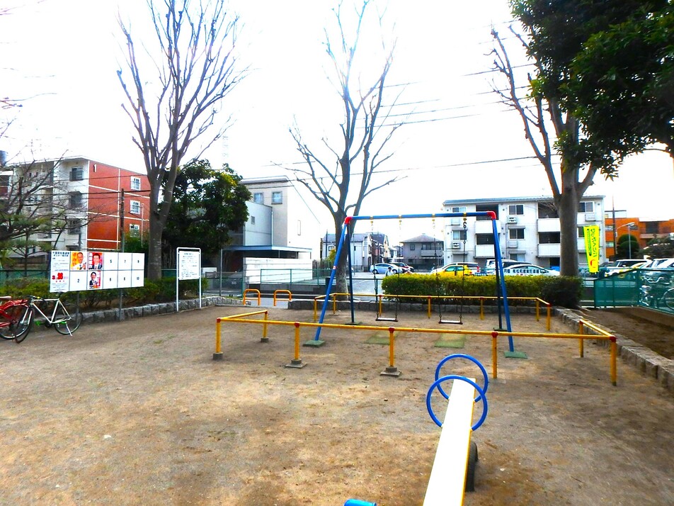 市場西公園 85m 徒歩1分