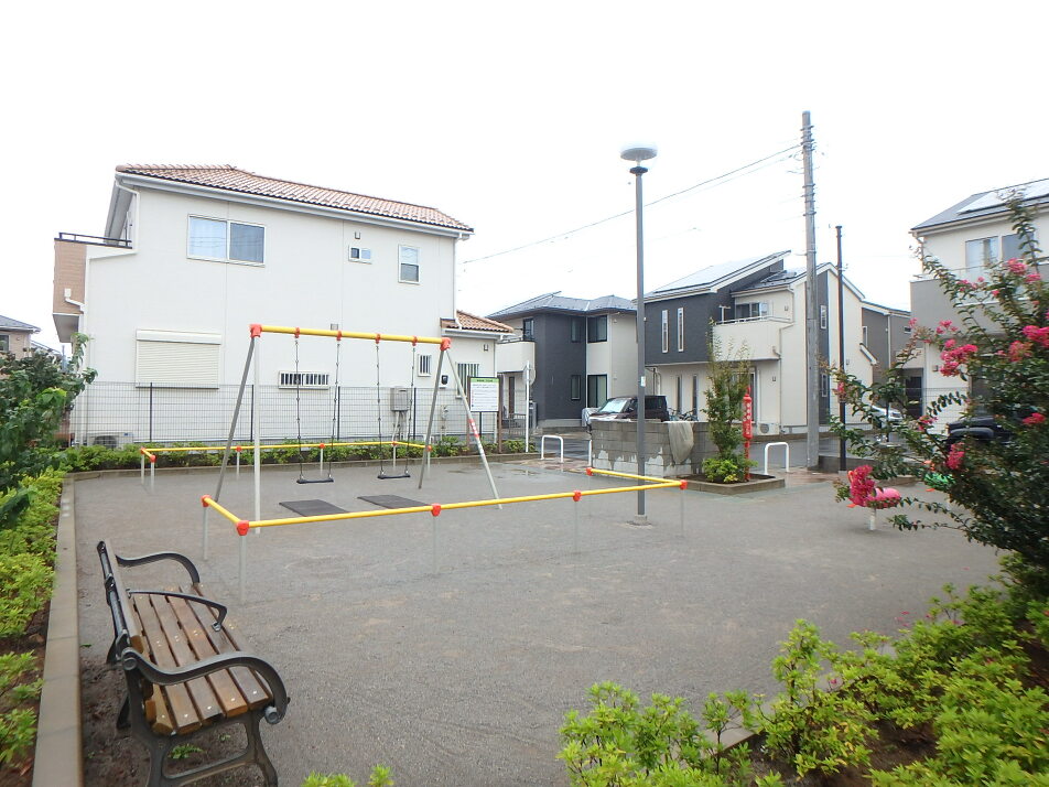 東習志野1丁目公園 200m 徒歩3分