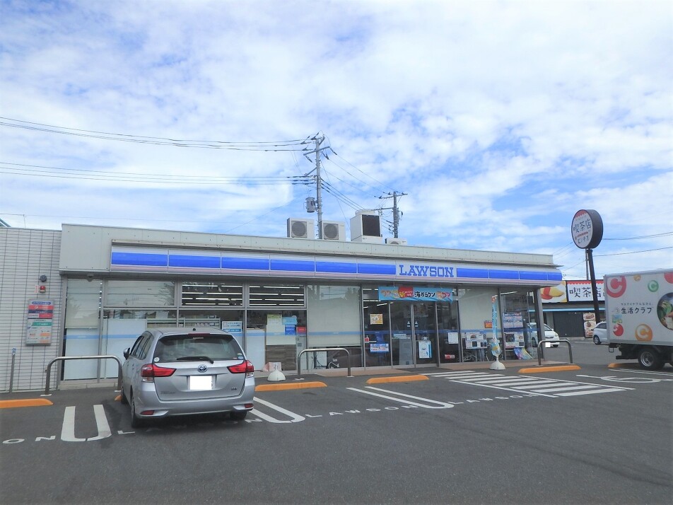 ローソン 八千代高津東四丁目店 880m 徒歩11分