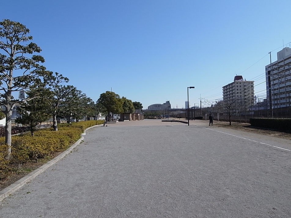 西船近隣公園 280m 徒歩4分