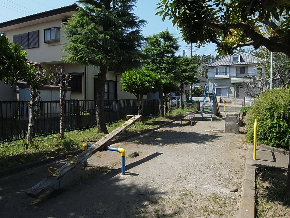 八千代台西10丁目公園 340m 徒歩5分