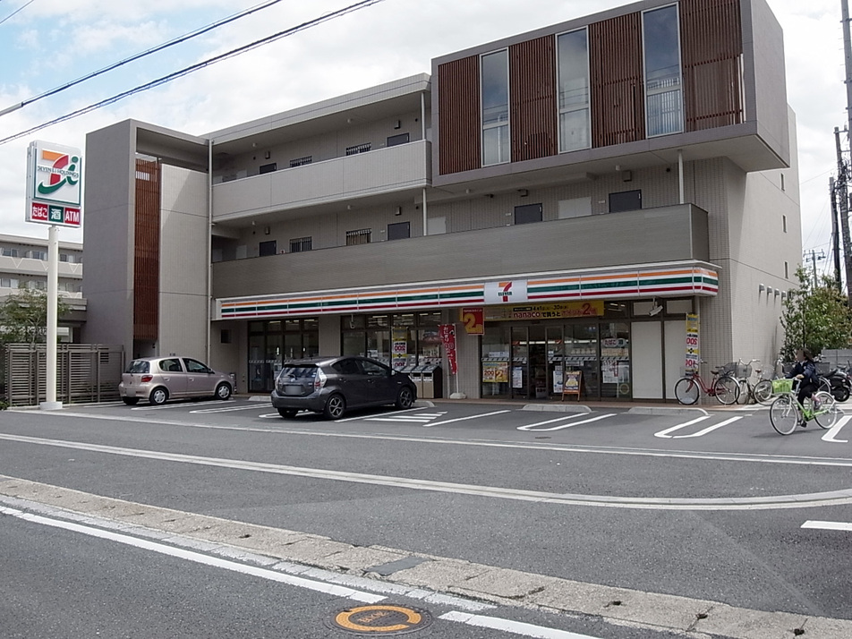 セブンイレブン 前原東4丁目店 50m 徒歩1分