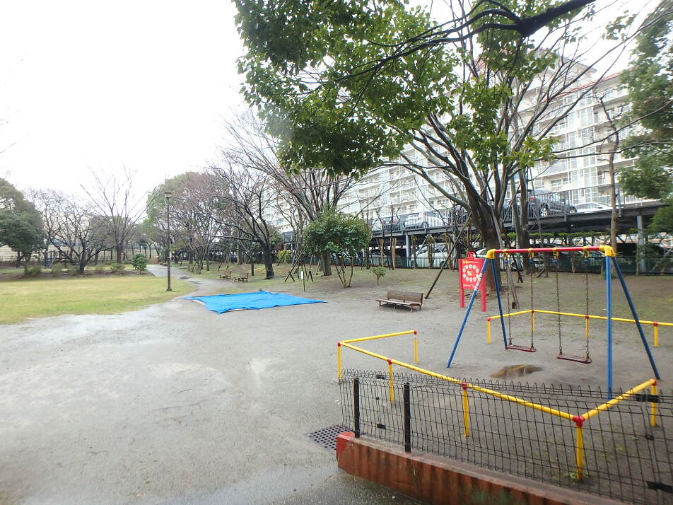 袖ヶ浦西児童公園 140m 徒歩2分
