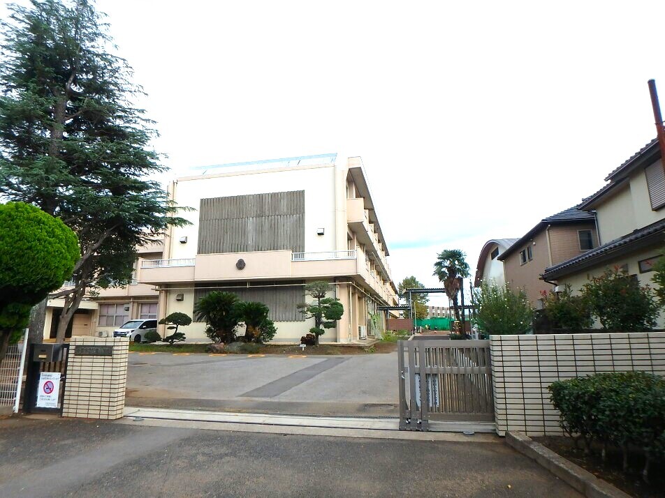 千葉市立花園小学校 640m 徒歩8分
