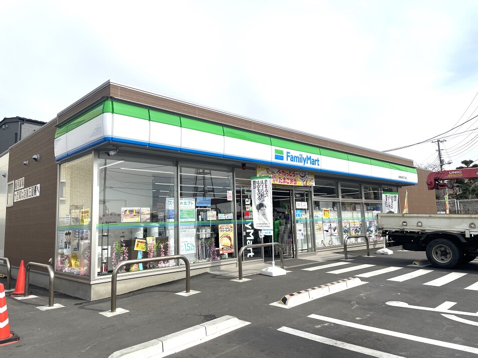ファミリーマート 船橋海神四丁目店 400m 徒歩5分