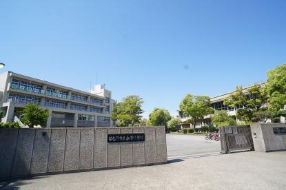 習志野市立香澄小学校 230m 徒歩3分