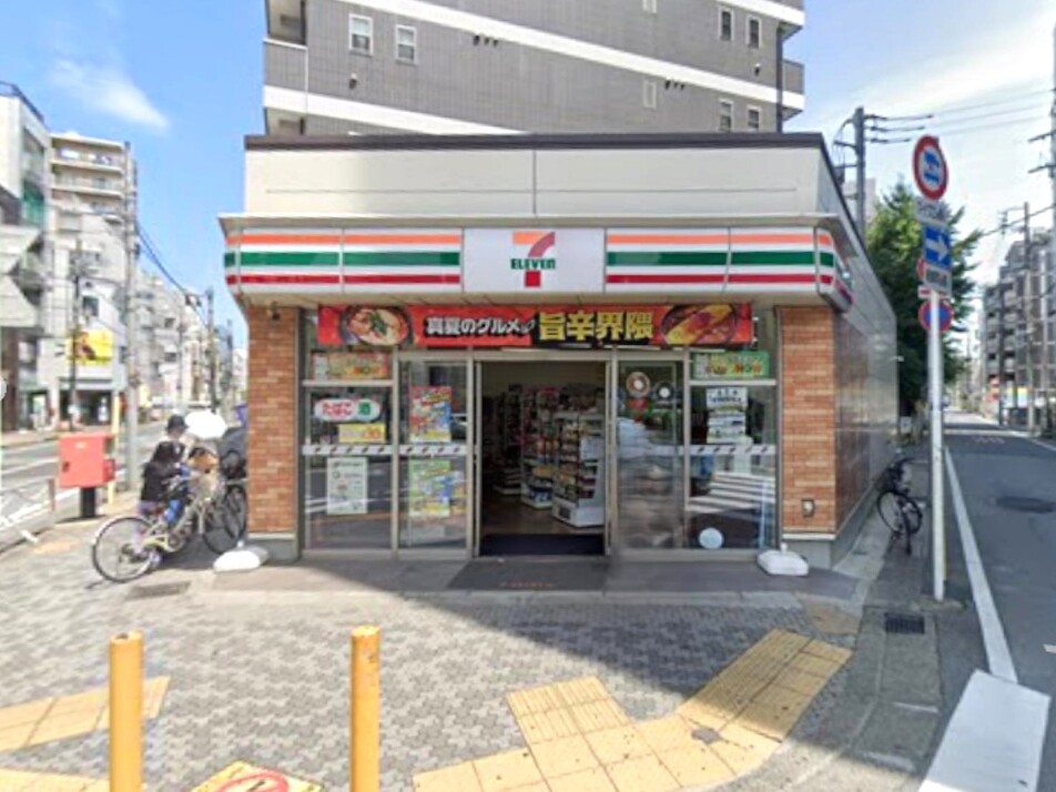 セブン-イレブン 八千代台駅西口店 510m 徒歩7分