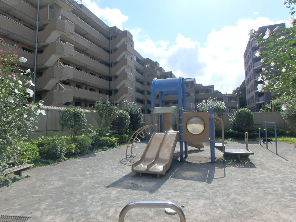 公園 420m 徒歩6分