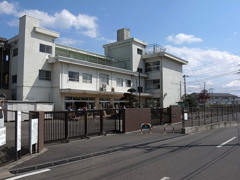 佐倉市立井野小学校 2040m 徒歩26分